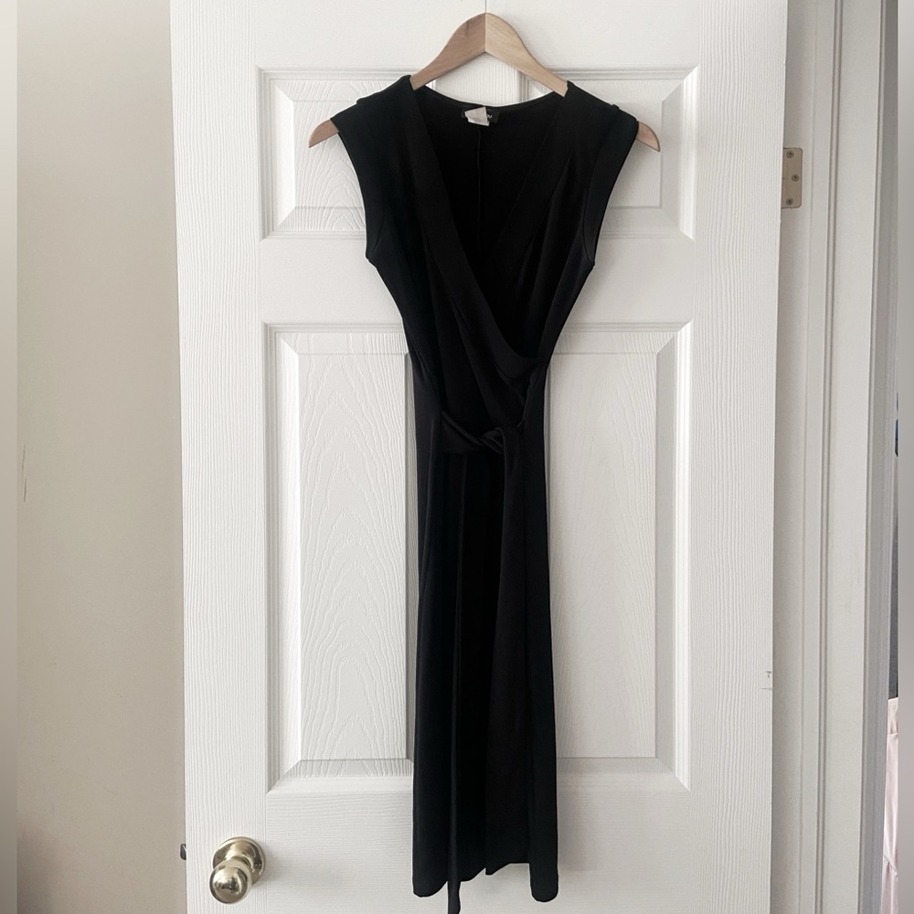 Le Chateau | Elegant Black Sleeveless Dress